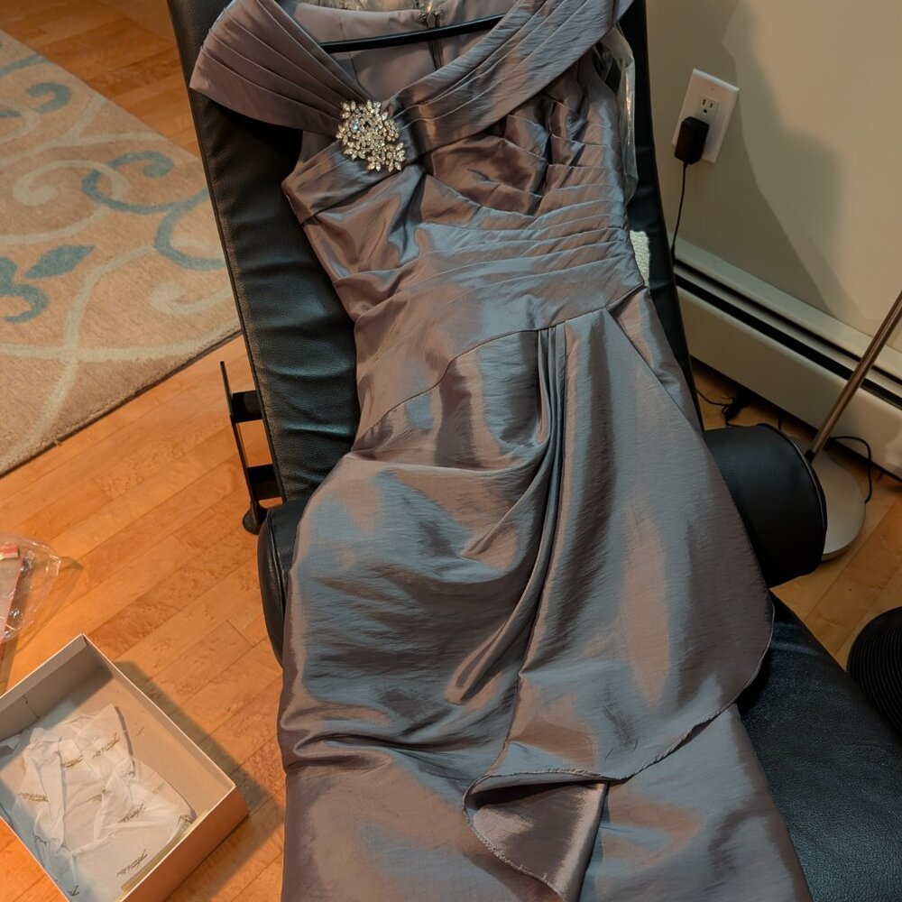 Cocktail dress - Picture 3 of 4